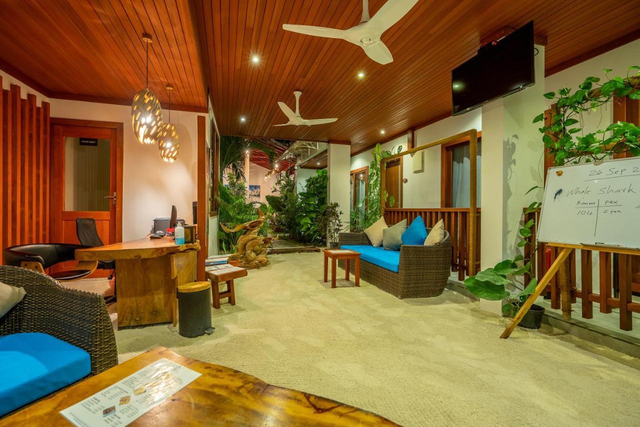 Ithaa Dhigurah - Feel Like Home Stay Exterior photo