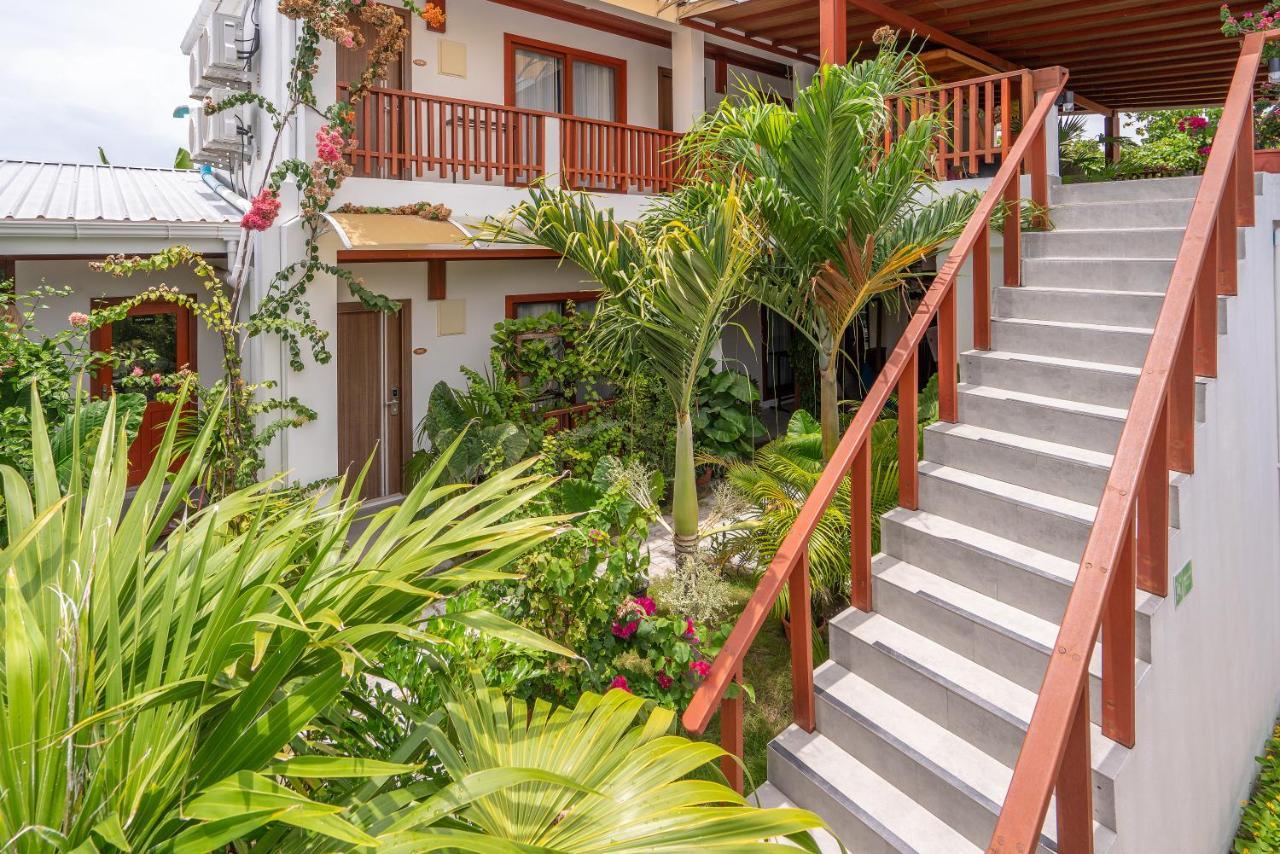 Ithaa Dhigurah - Feel Like Home Stay Exterior photo